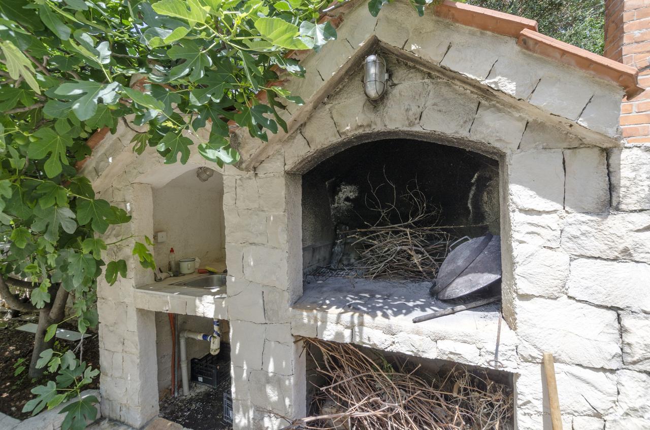 Apartments Mirko トロギール エクステリア 写真