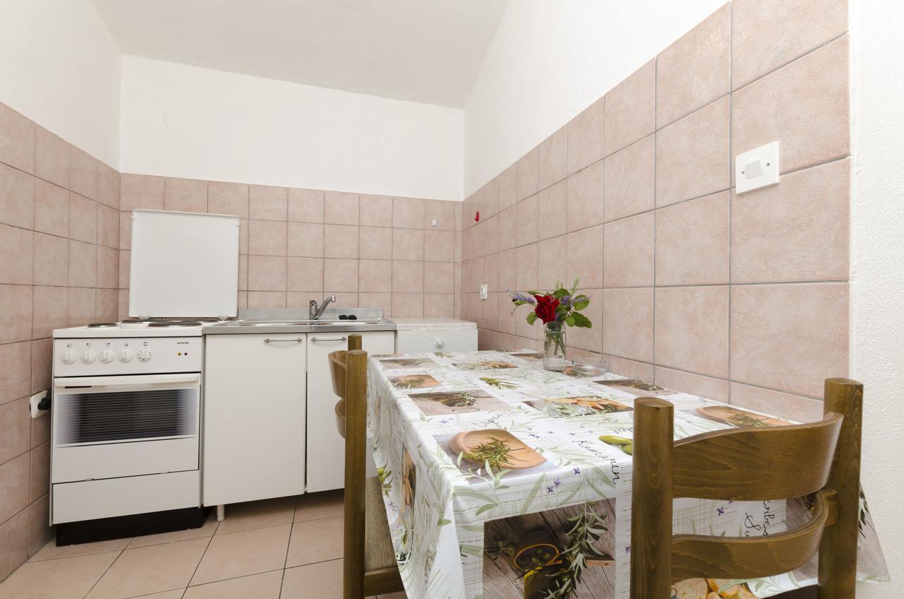 Apartments Mirko トロギール エクステリア 写真